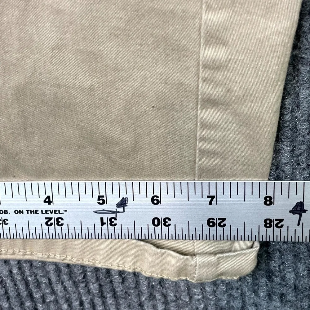 Tommy Hilfiger Chino Pants Mens 43x27* Flat Front Minimalist Everyday Wear Skate